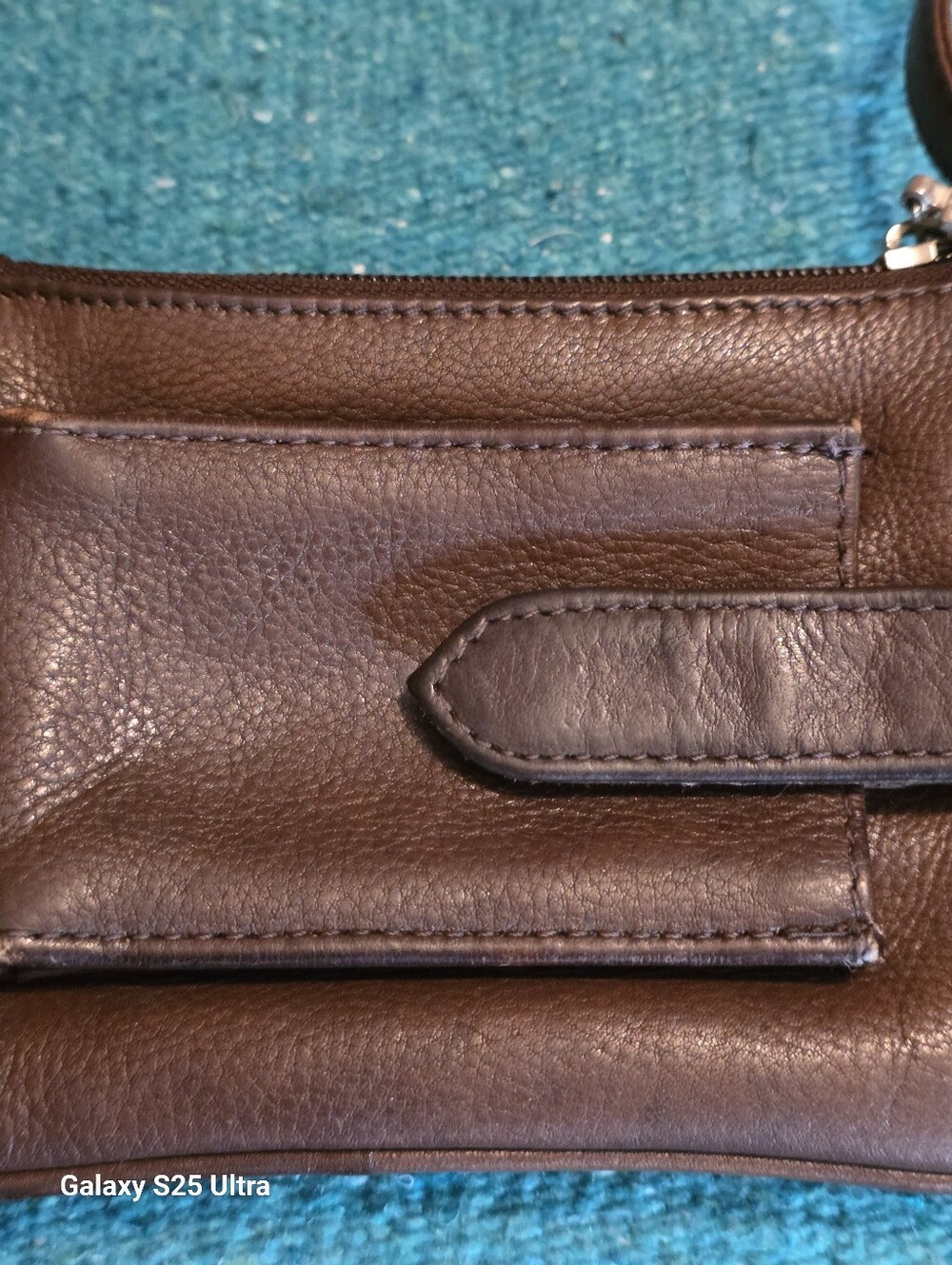 Paul & Taylor Vintage Distressed 90's Leather Mini/Wallet Crossbody - Picture 15 of 16